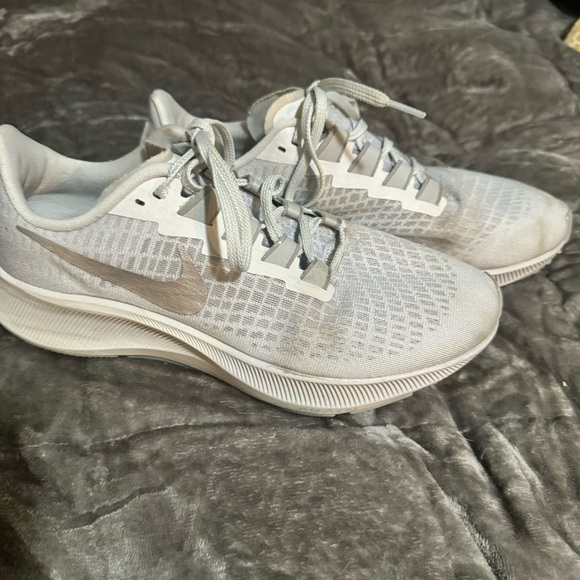 Nike Running White Gray Silver Zoom Shoes Pegasus - Picture 9 of 9